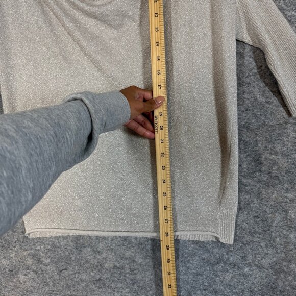 Velvet by Graham & Spencer Metallic Silver Cowl Neck Top 3/4 Sleeve Size S - Picture 5 of 12